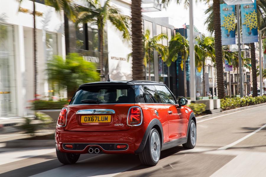  Mini Cooper S (F56) 2018 года  (WW) (фото 174 из 196)